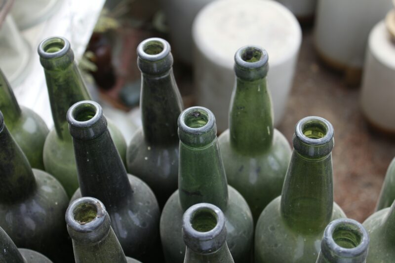 Come si ricostruisce la provenienza di un vino d’archivio